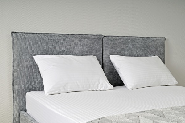 Кровать Сильвия 1,6 Сталь