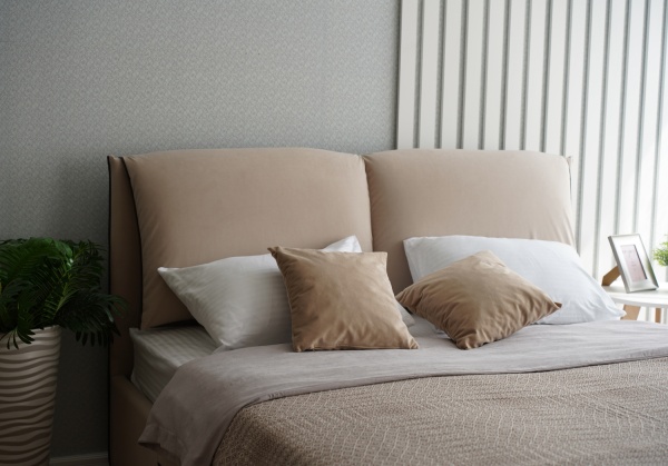 Кровать Венеция (М) 1,6 Бежевый Софт