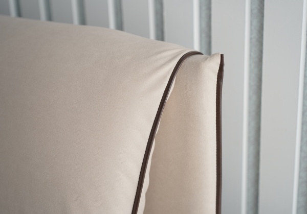 Кровать Венеция (М) 1,6 Бежевый Софт