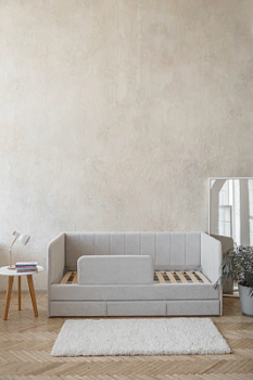 Детский диван-кровать 90*180 см DREAM line в полоску светло-серый с матрасом, чехлом, ящиком и бортиком, кровать детская от 3х лет